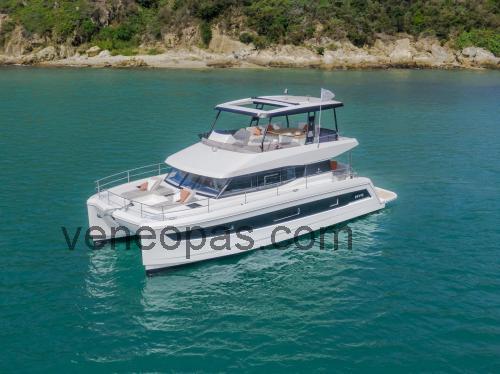 Tekniset tiedot ja arvostelut